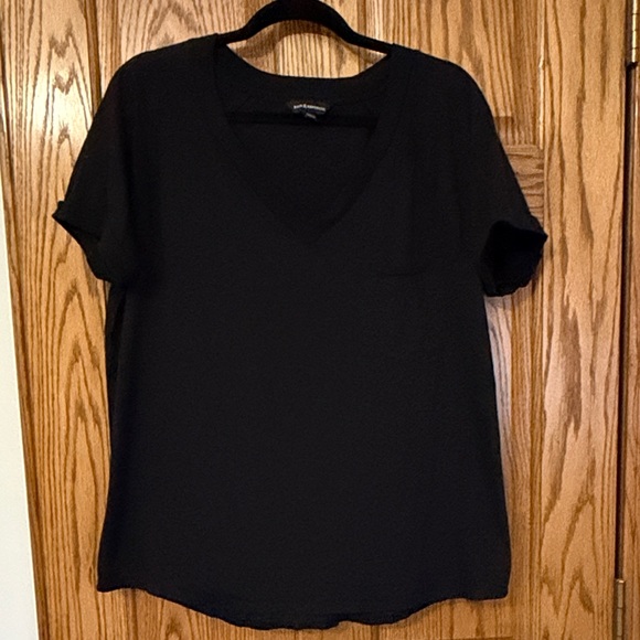 Rock & Republic Tops - Women’s V-Neck Short Sleeve pocket tee Black